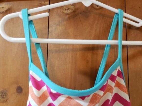 Garnet Hill Kids One-Piece Swimsuit Girls 8 Chevron Pattern - Picture 7 of 16